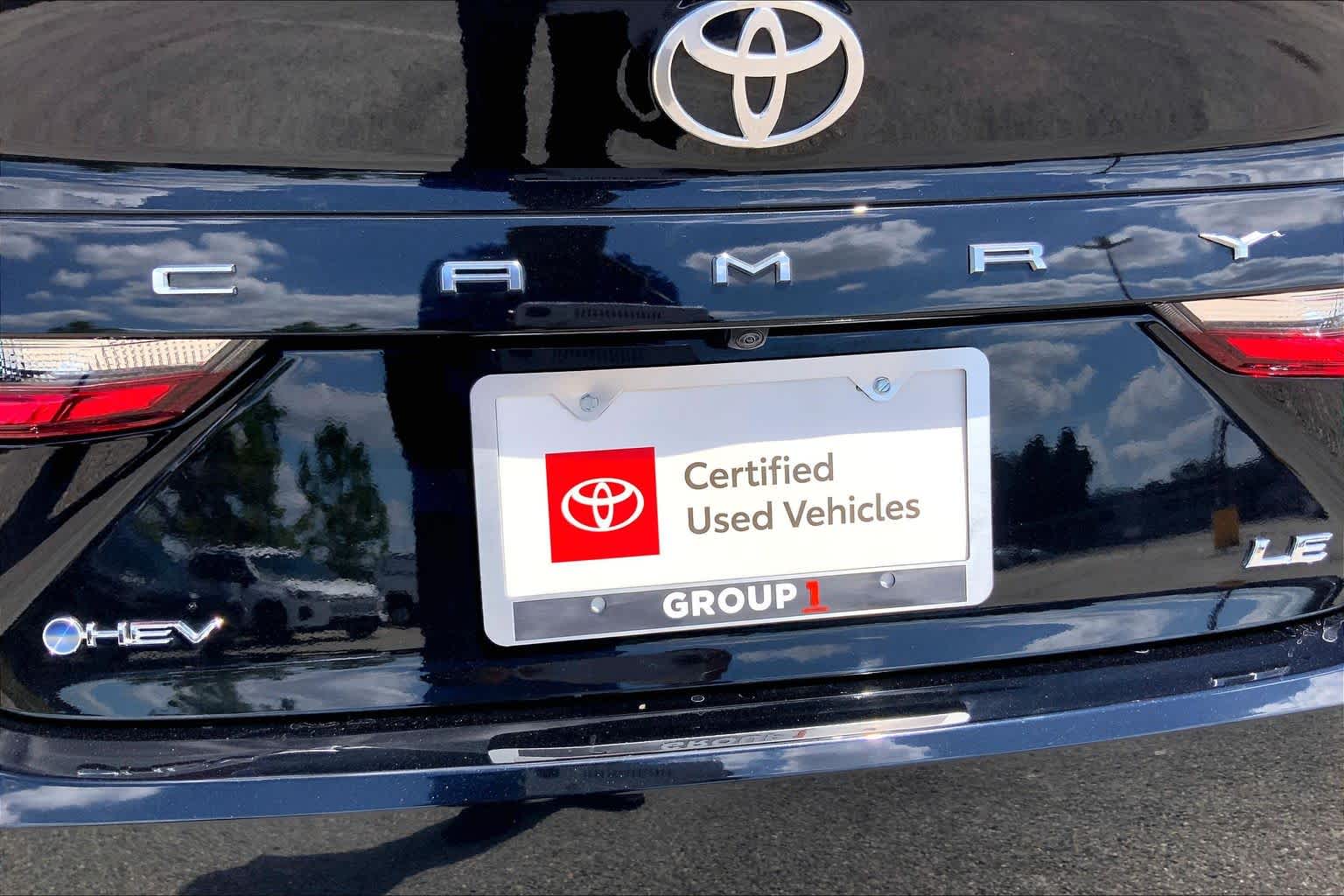 2025 Toyota Camry photo 9 of 35