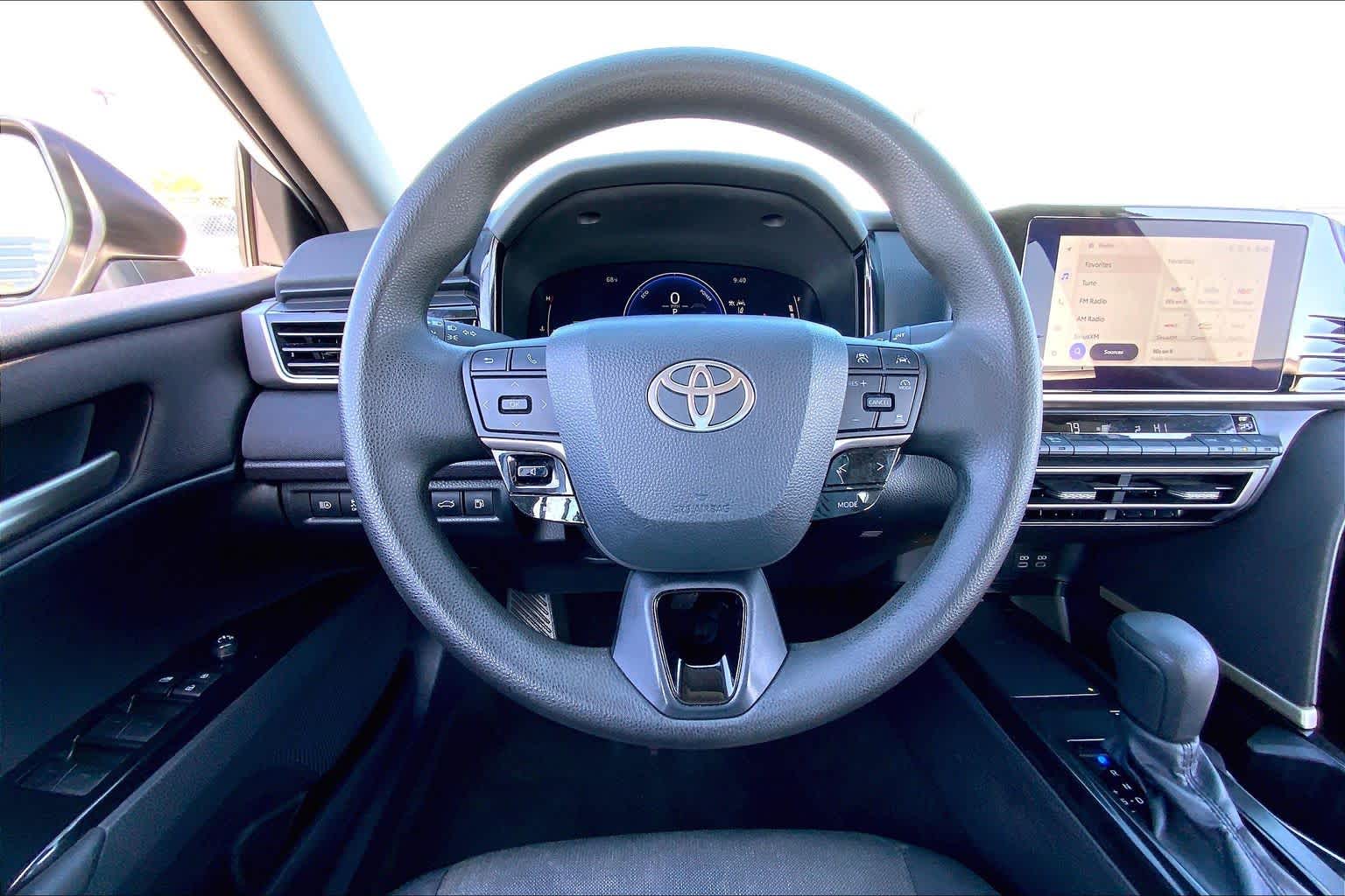 2025 Toyota Camry SE Ice Cap at Group 1 Toyota Southwest