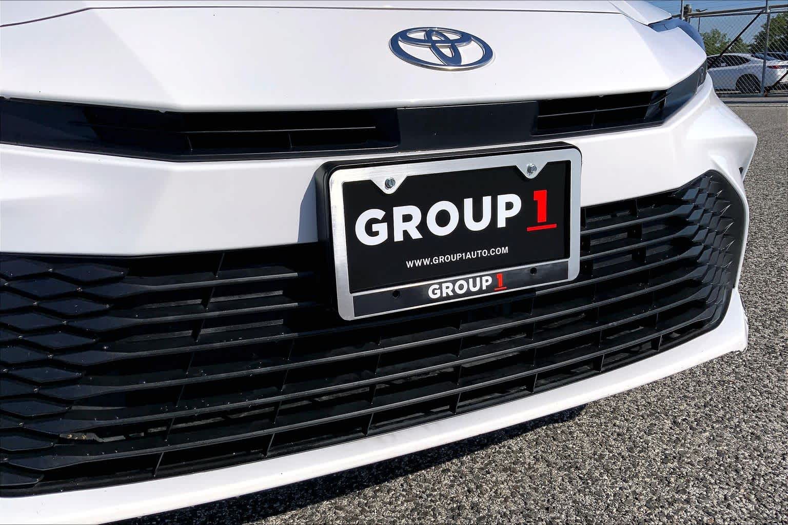 2025 Toyota Camry SE Ice Cap at Group 1 Toyota Southwest