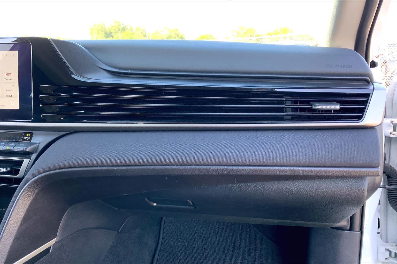 2025 Toyota Camry SE Ice Cap at Group 1 Toyota Southwest