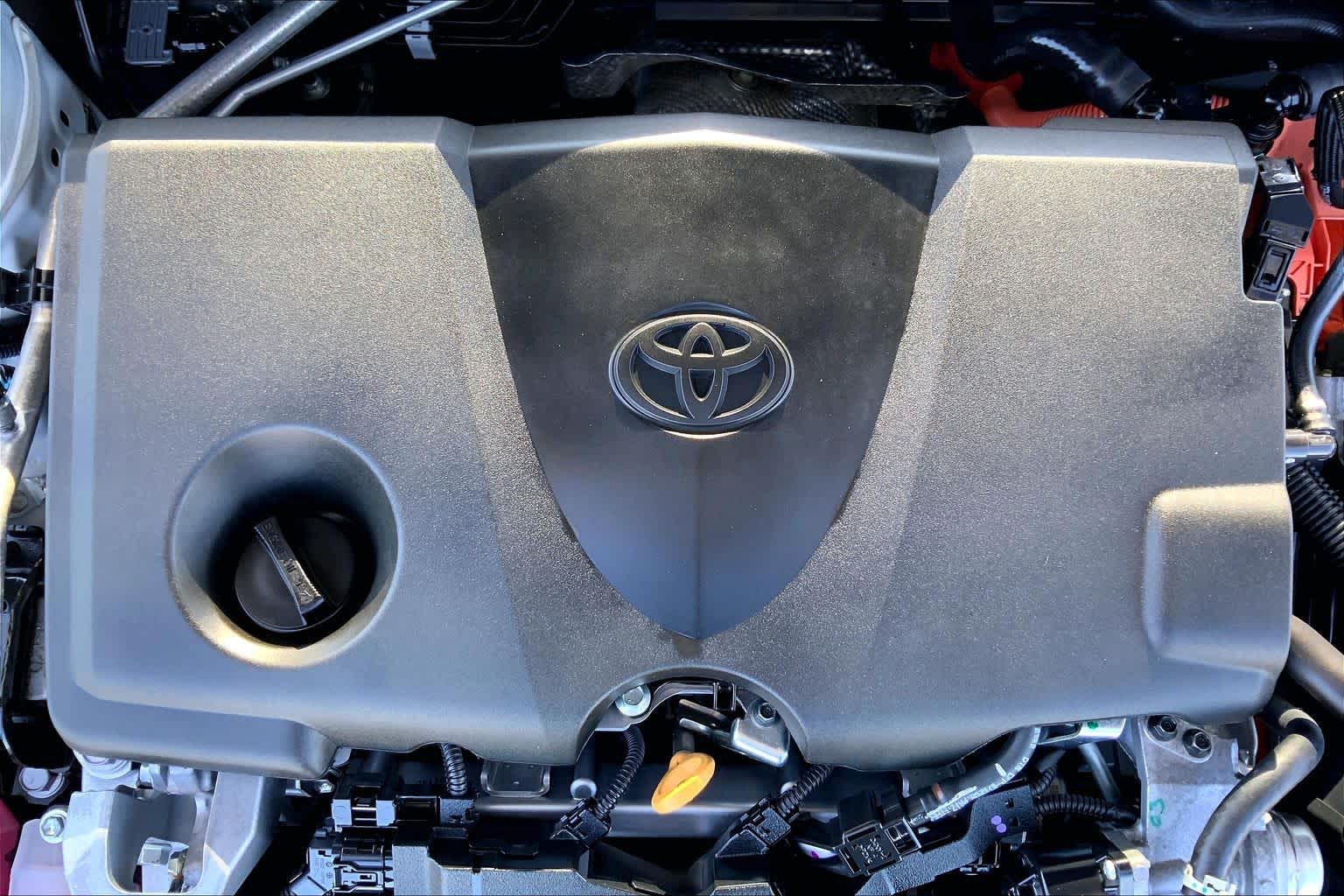 2025 Toyota Camry SE Ice Cap at Group 1 Toyota Southwest