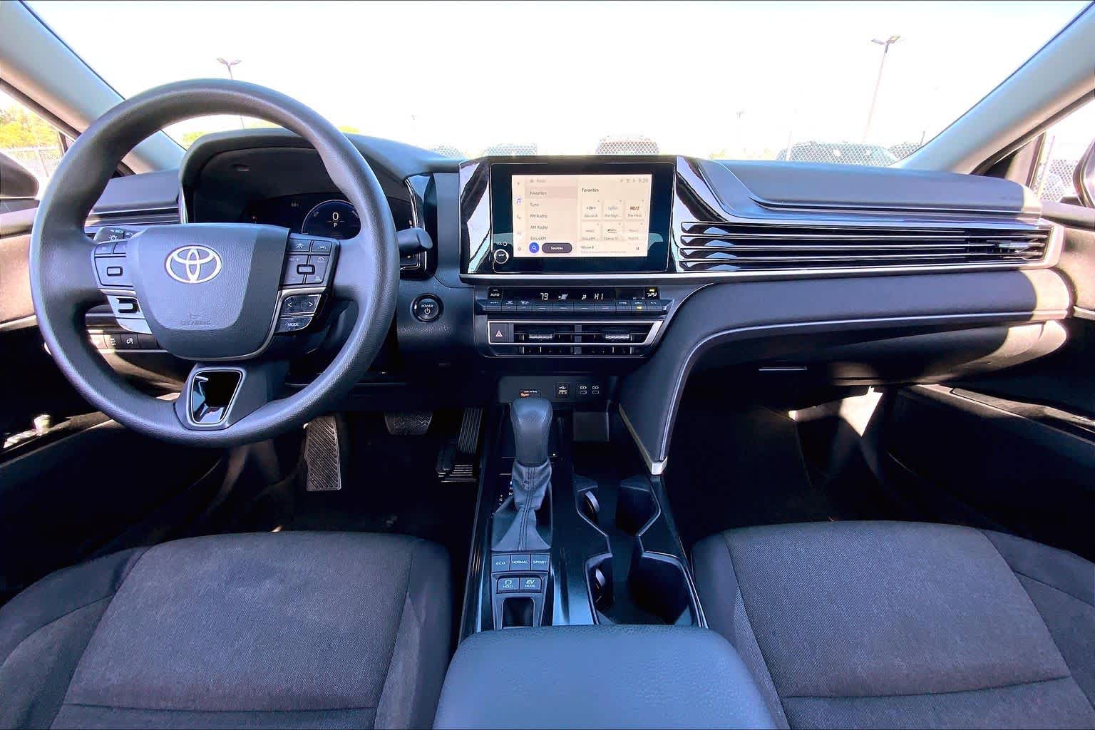 2025 Toyota Camry SE Ice Cap at Group 1 Toyota Southwest