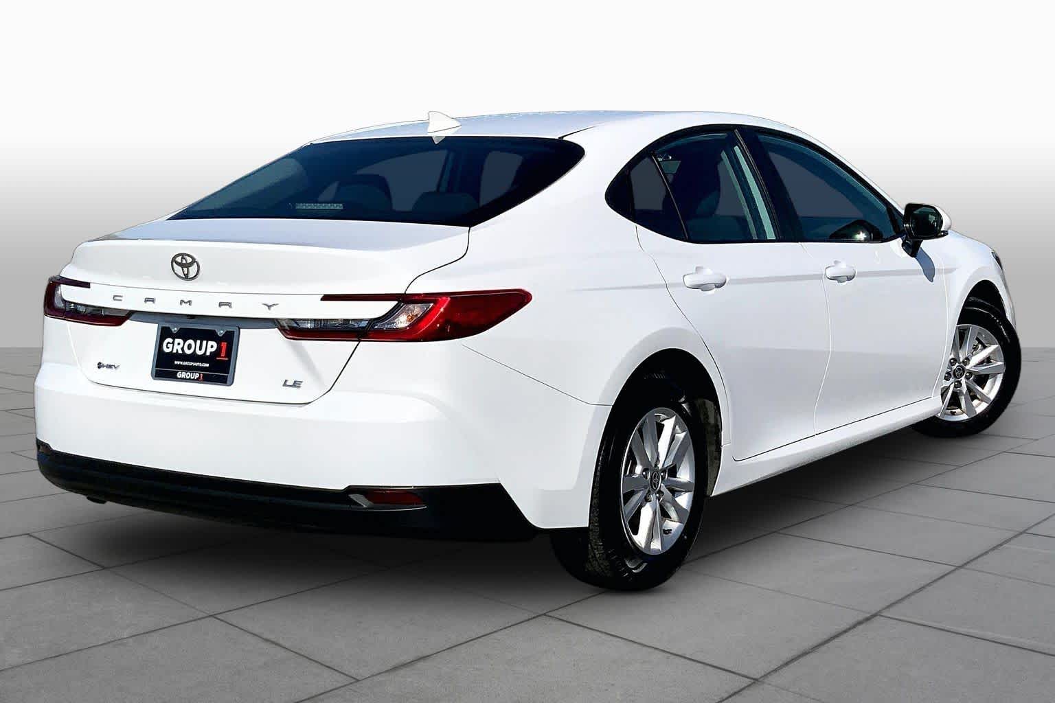 2025 Toyota Camry SE Ice Cap at Group 1 Toyota Southwest