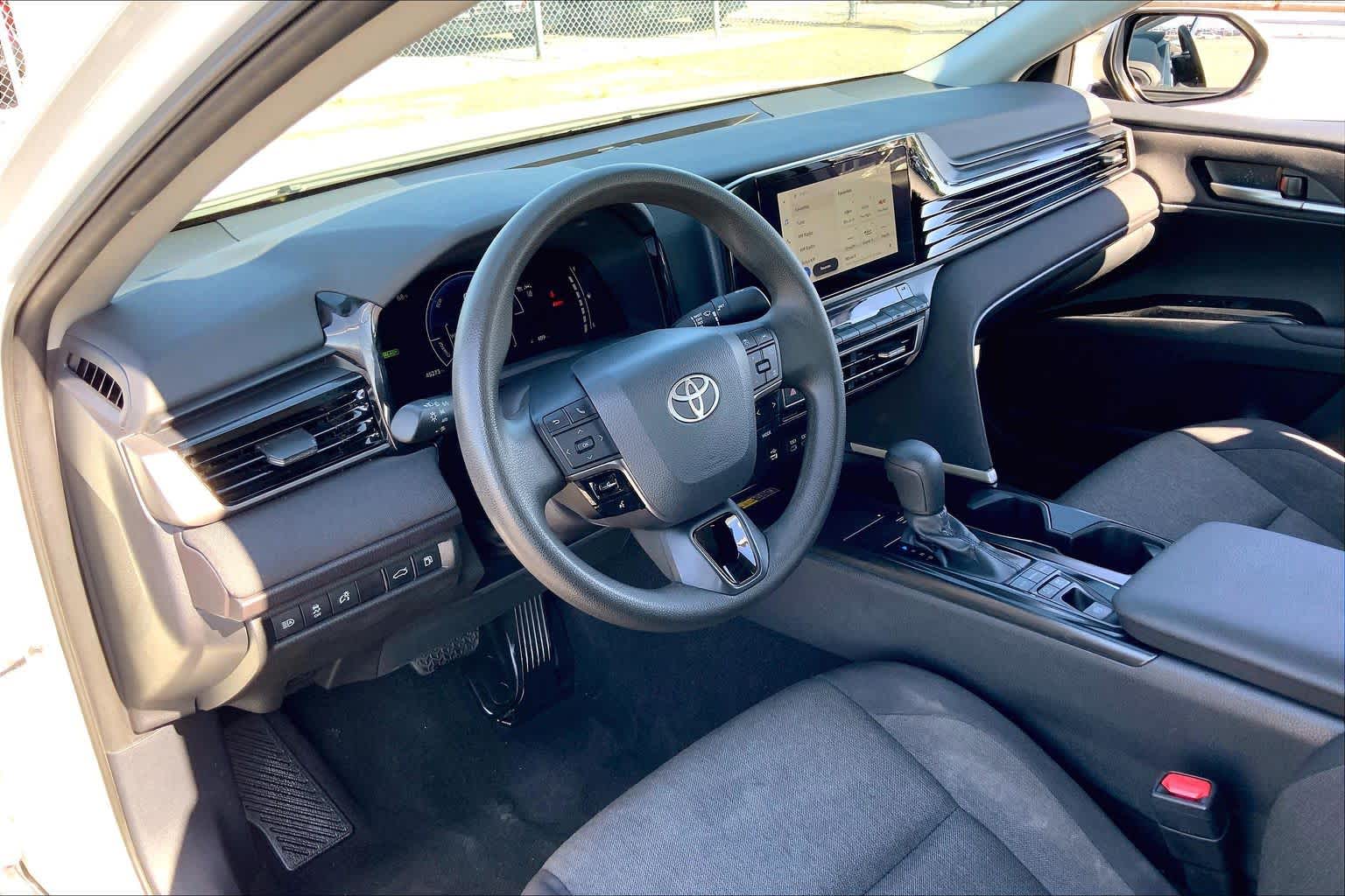 2025 Toyota Camry SE Ice Cap at Group 1 Toyota Southwest