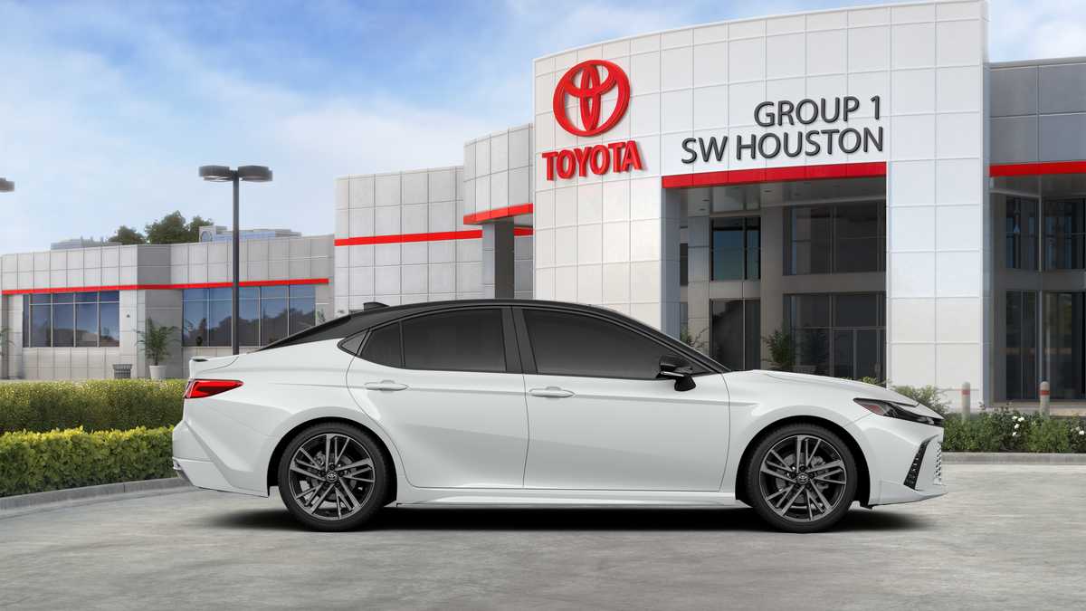 2026 Toyota Camry photo 34 of 36