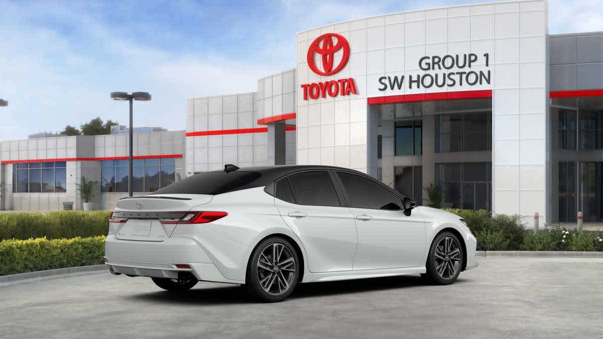 2026 Toyota Camry photo 10 of 36