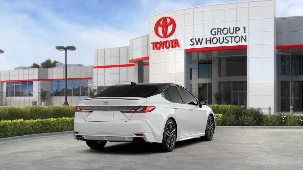 2026 Toyota Camry photo 9 of 36