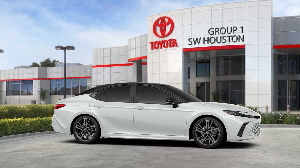 2026 Toyota Camry photo 13 of 36