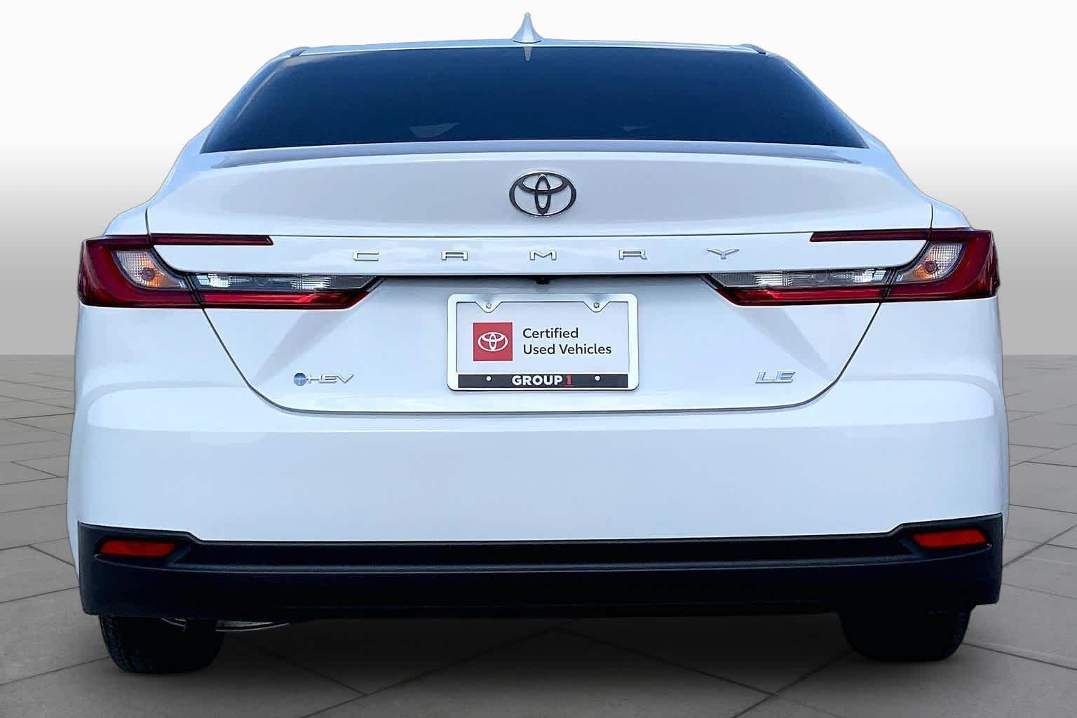 2026 Toyota Camry photo 5 of 34