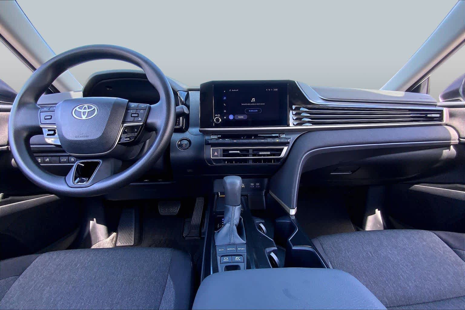 2026 Toyota Camry photo 15 of 34