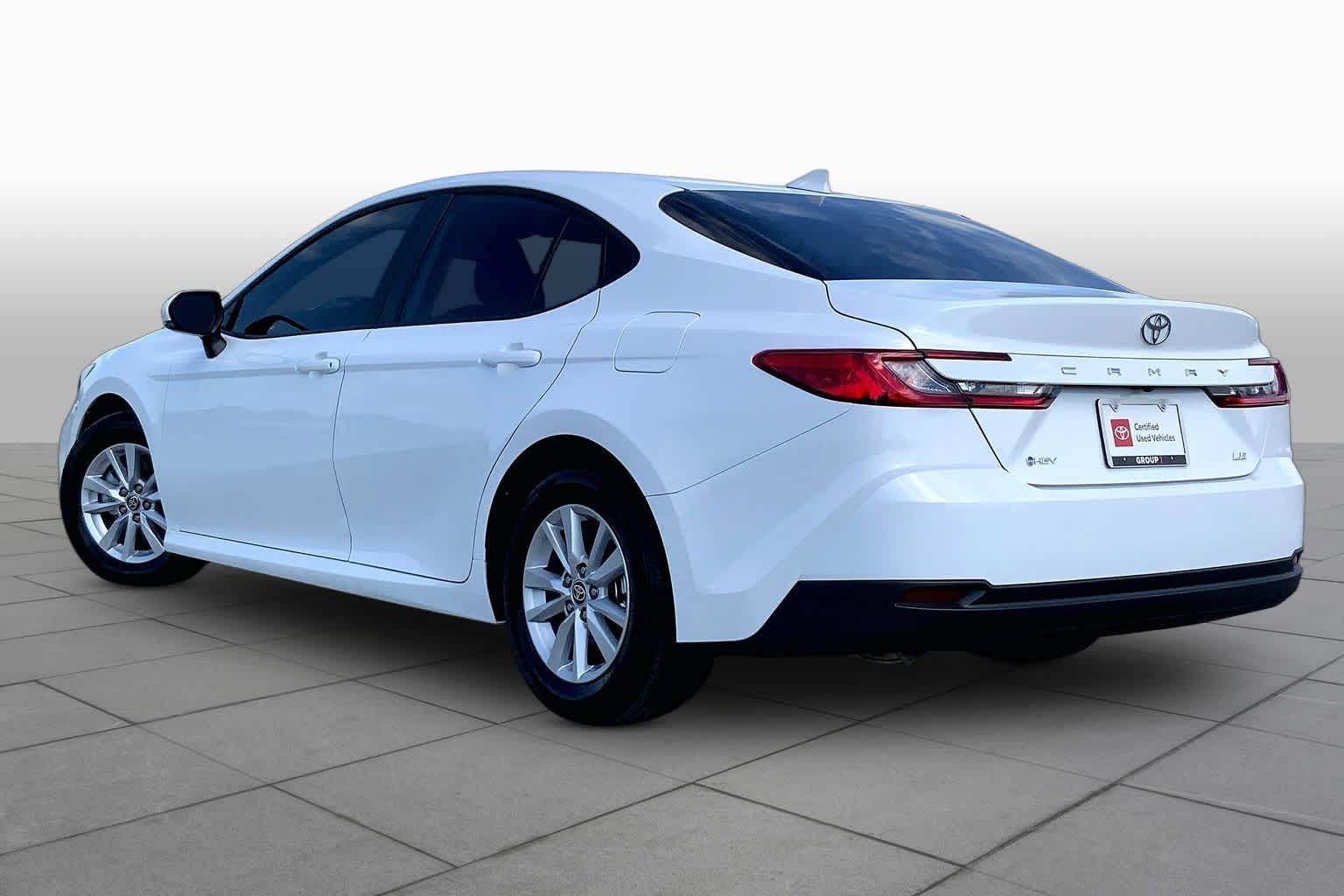 2026 Toyota Camry photo 12 of 34