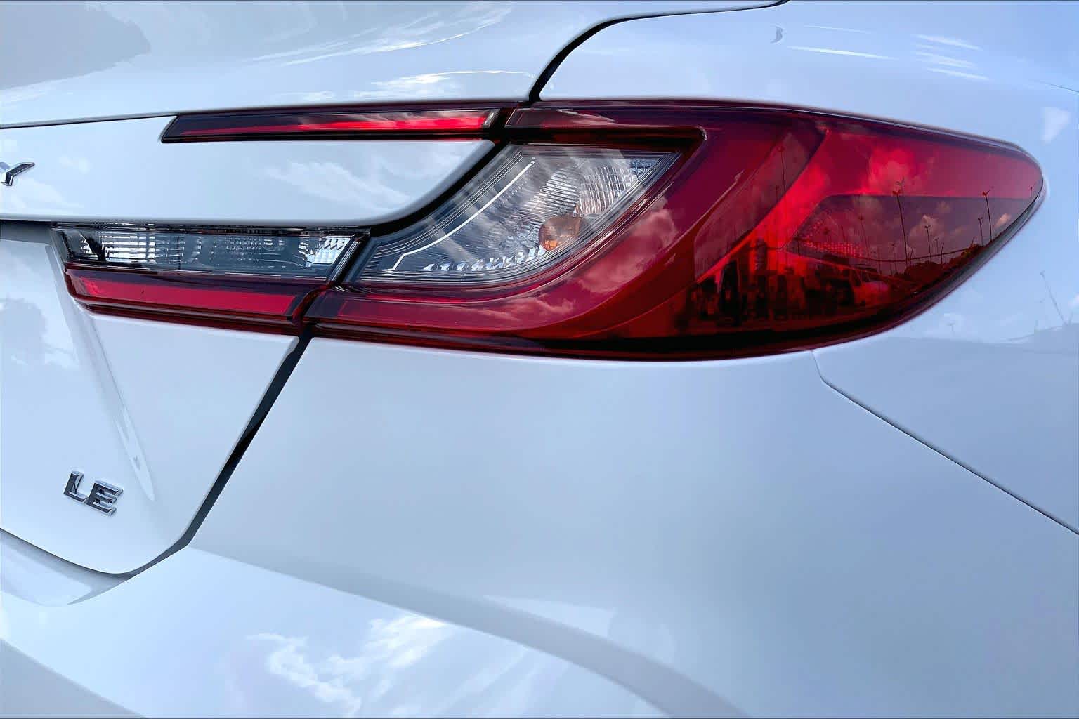 2026 Toyota Camry photo 10 of 34