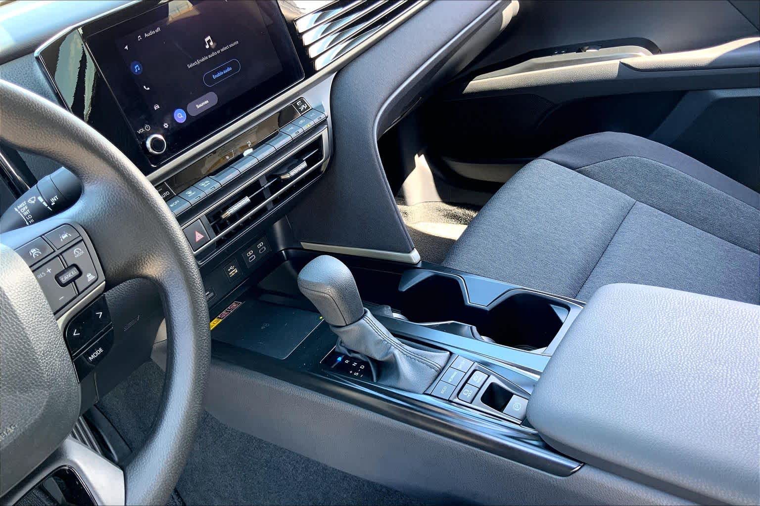 2026 Toyota Camry photo 16 of 34