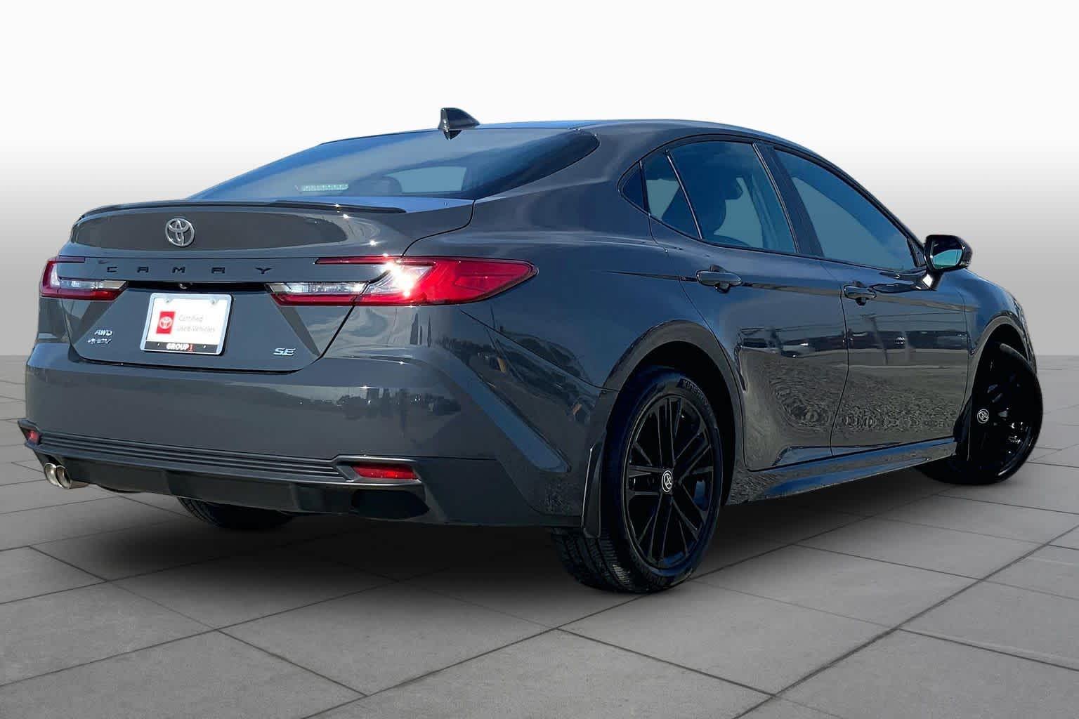 2026 Toyota Camry photo 13 of 36