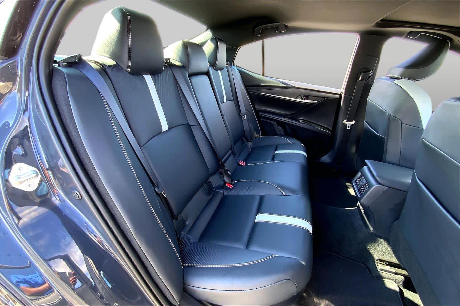 2026 Toyota Camry photo 19 of 36