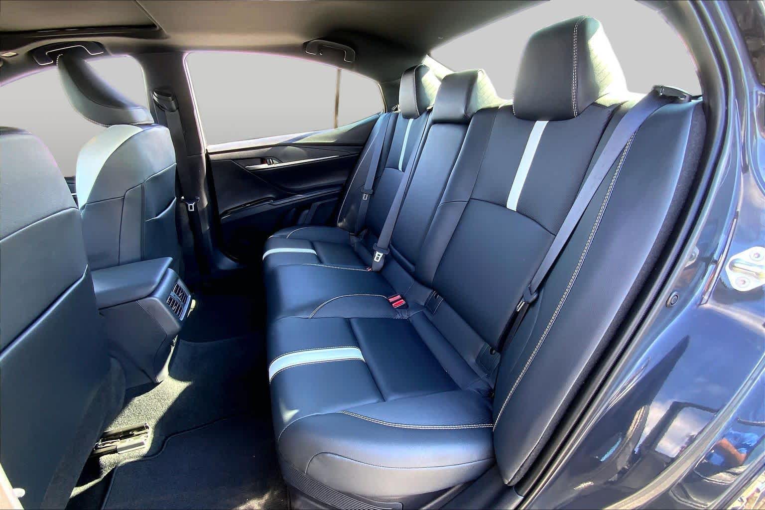 2026 Toyota Camry photo 20 of 36