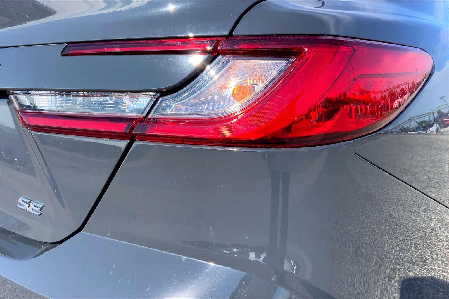 2026 Toyota Camry photo 10 of 36