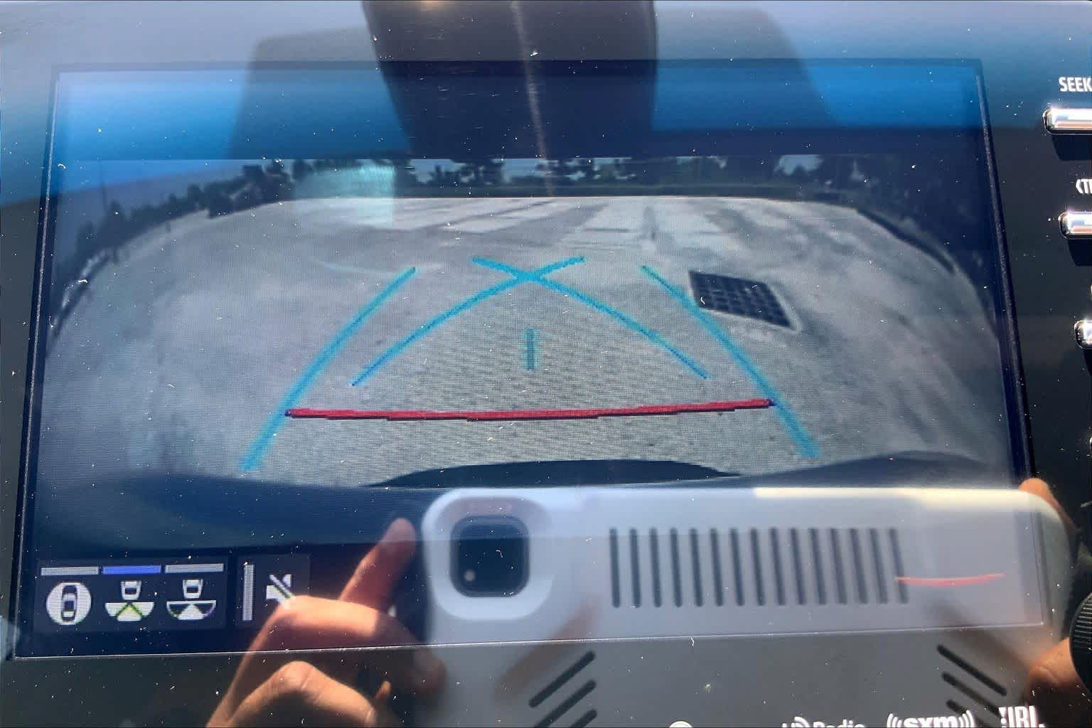 2022 Toyota Avalon Limited Wind Chill Pearl at Group 1 Toyota Southwest