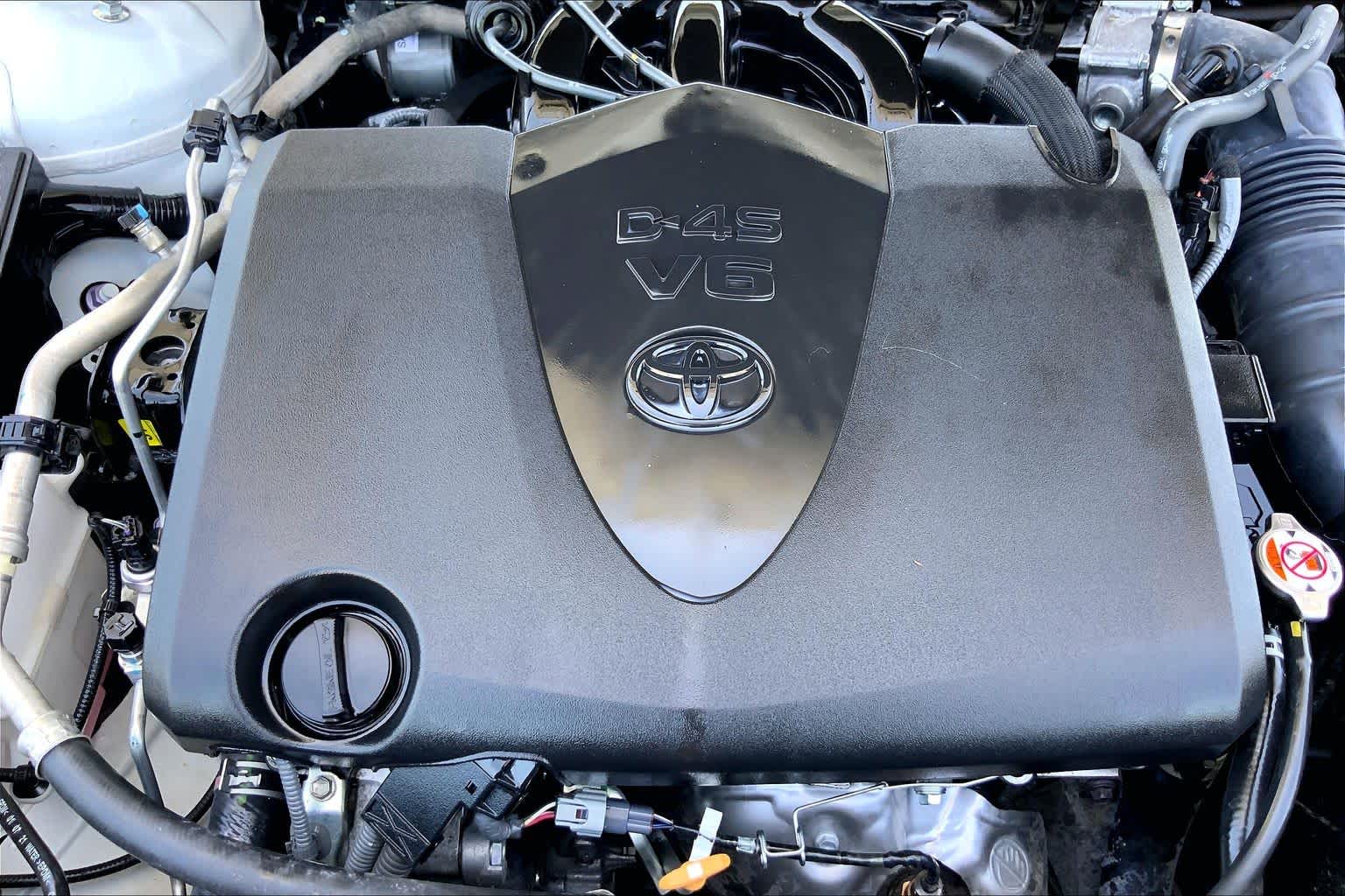 2022 Toyota Avalon Limited Wind Chill Pearl at Group 1 Toyota Southwest