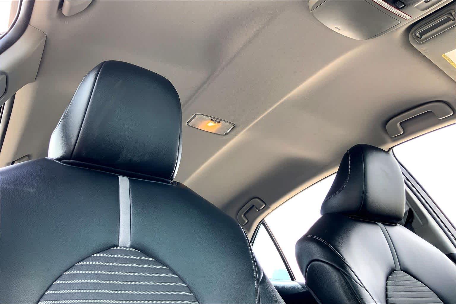 2020 Toyota Camry SE Midnight Black Metallic at HGreg Houston