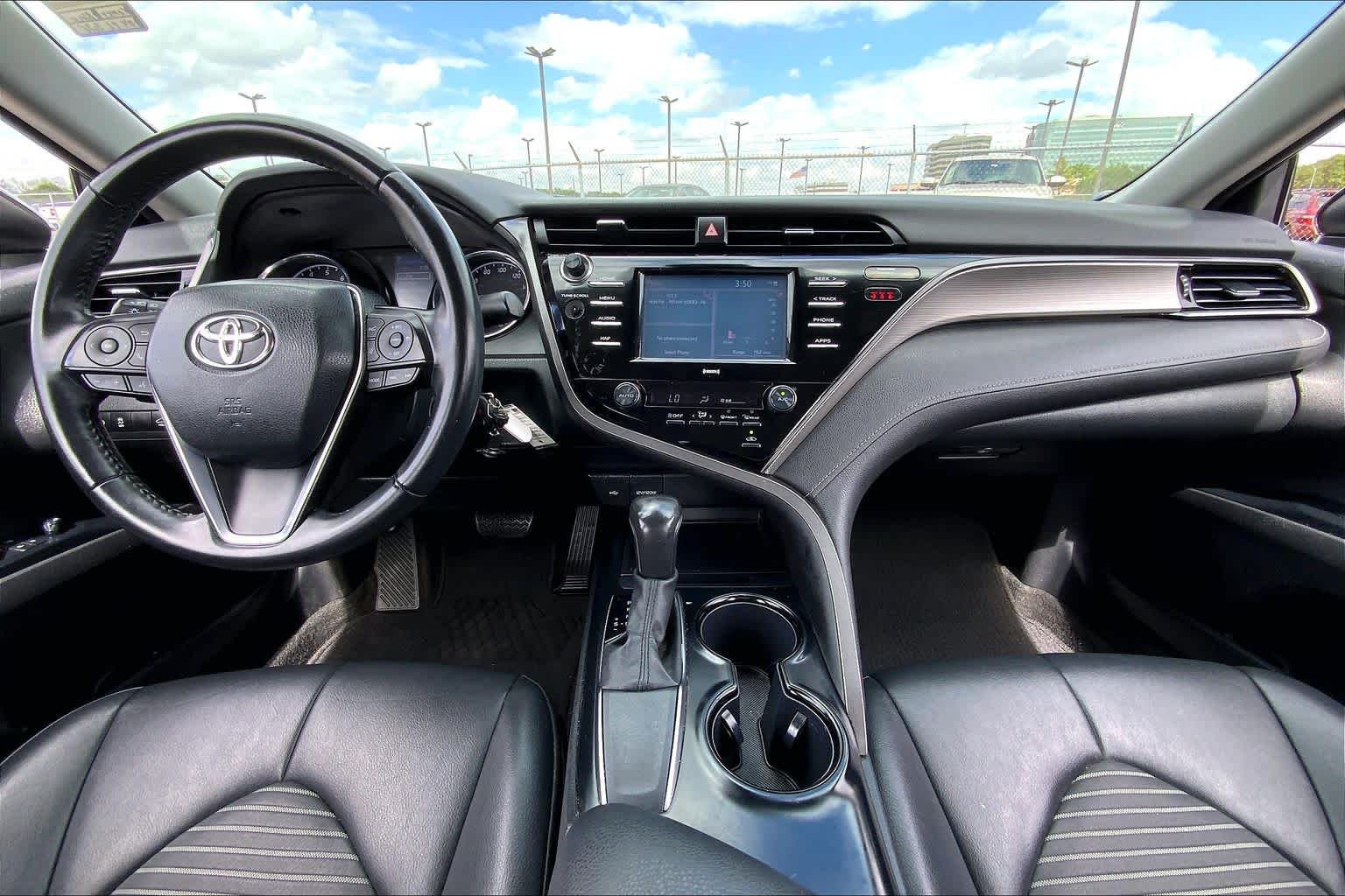 2020 Toyota Camry SE Midnight Black Metallic at HGreg Houston