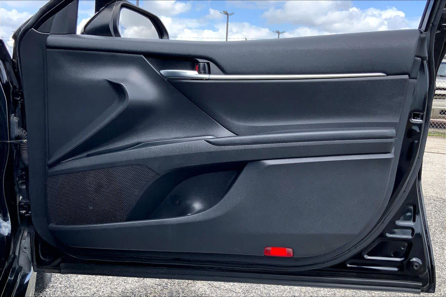 2020 Toyota Camry SE Midnight Black Metallic at HGreg Houston