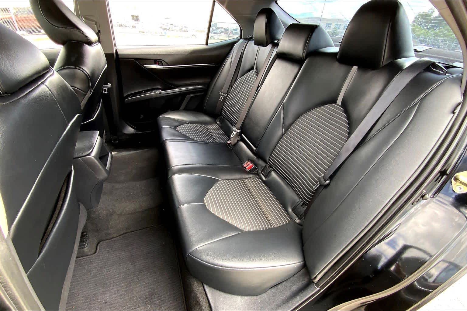 2020 Toyota Camry SE Midnight Black Metallic at HGreg Houston