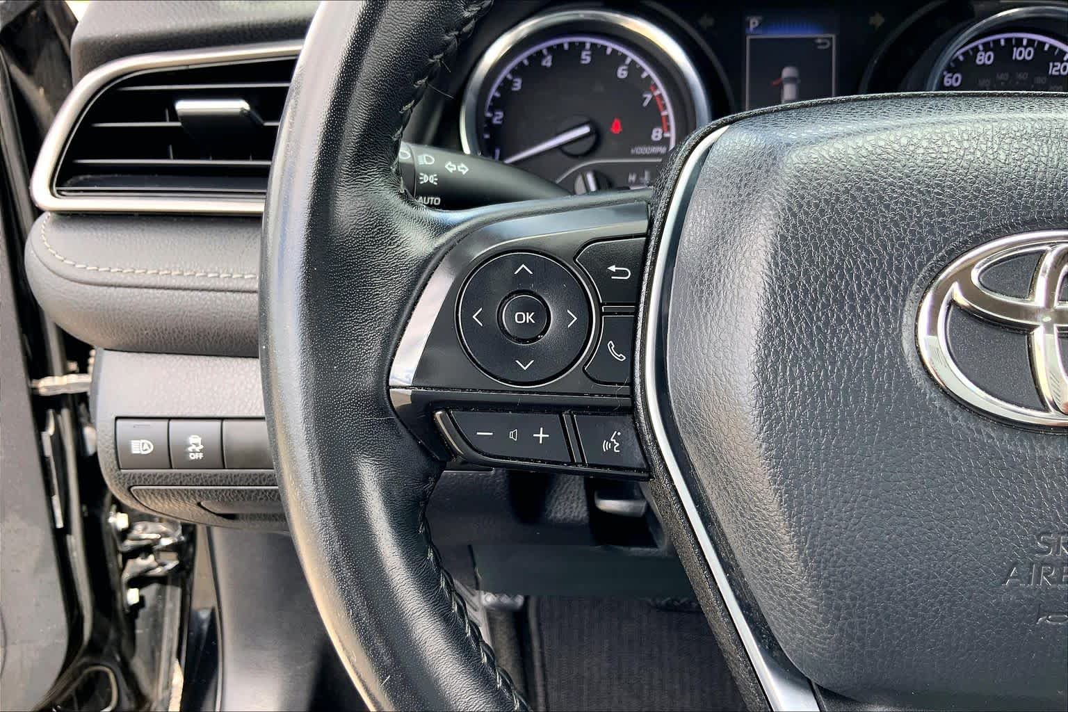 2020 Toyota Camry SE Midnight Black Metallic at HGreg Houston