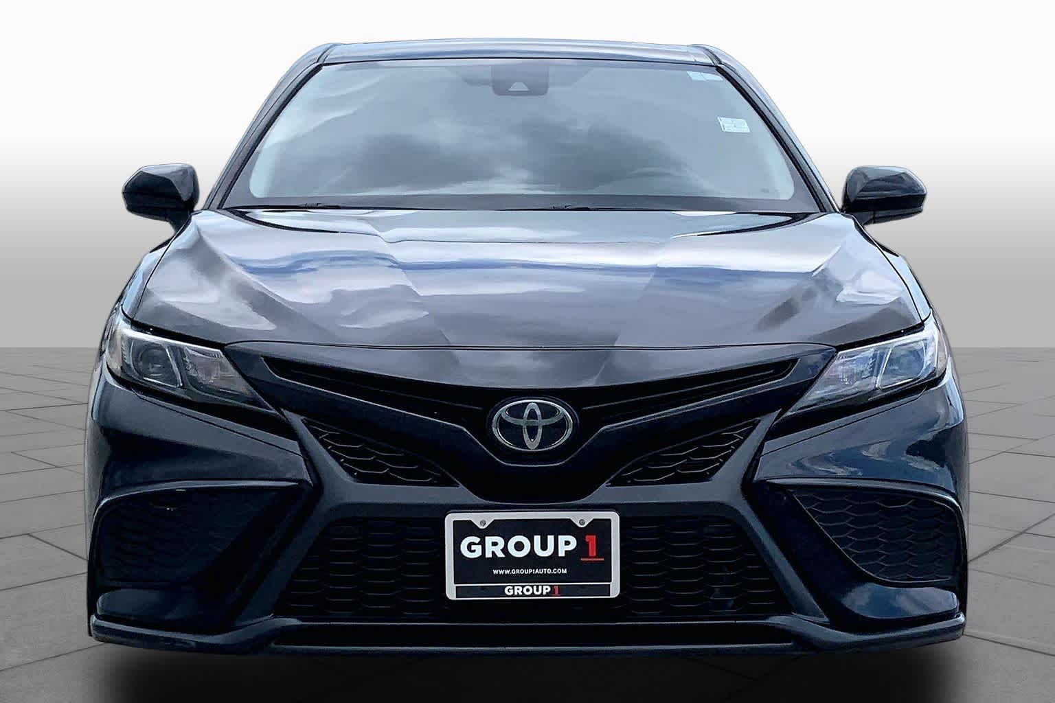 2021 Toyota Camry SE Midnight Black Metallic at Group 1 Toyota Southwest