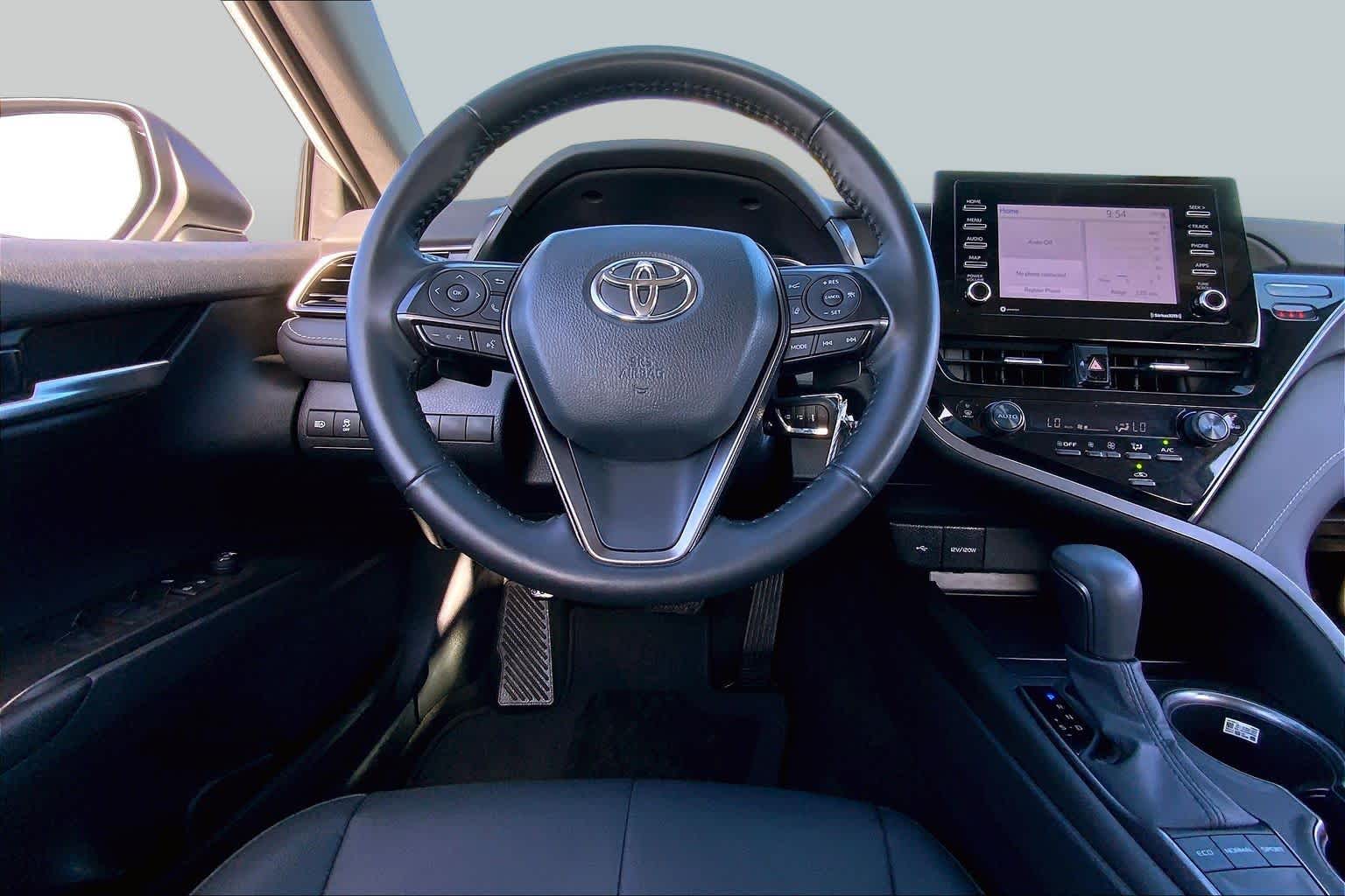 2023 Toyota Camry SE Ice Cap at Group 1 Toyota Southwest