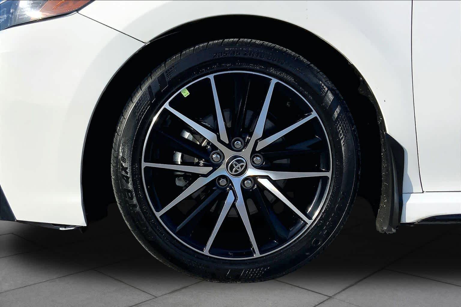 2023 Toyota Camry SE Ice Cap at Group 1 Toyota Southwest