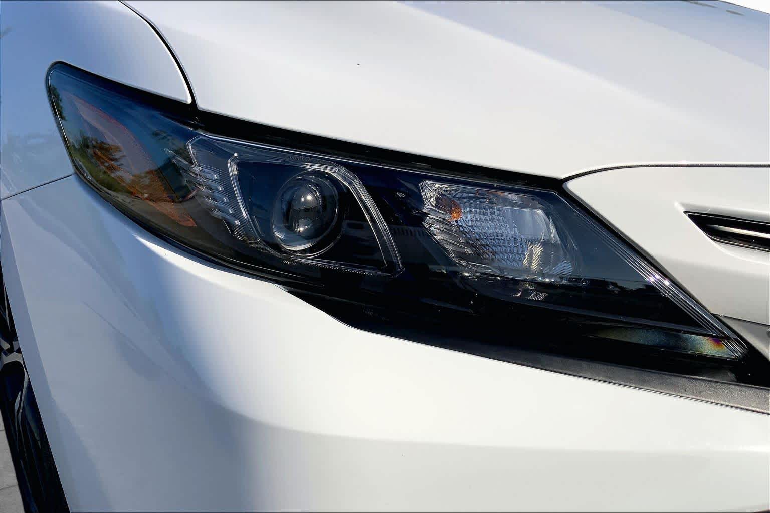 2023 Toyota Camry SE Ice Cap at Group 1 Toyota Southwest