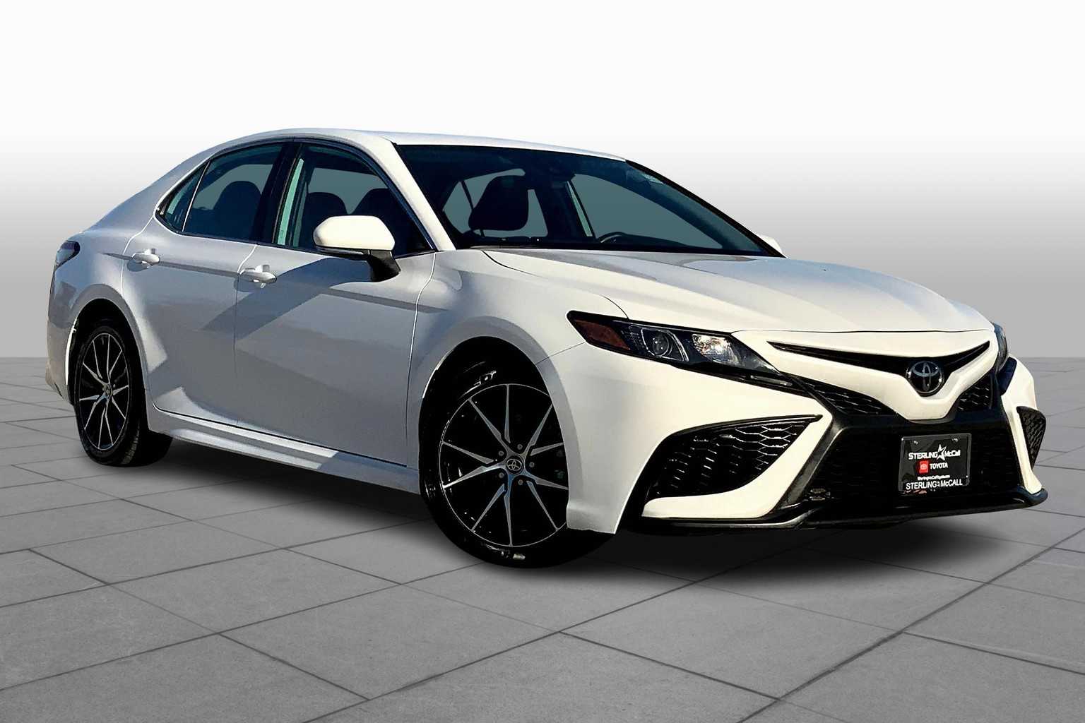 2022 Toyota Camry SE White at Group 1 Toyota Southwest
