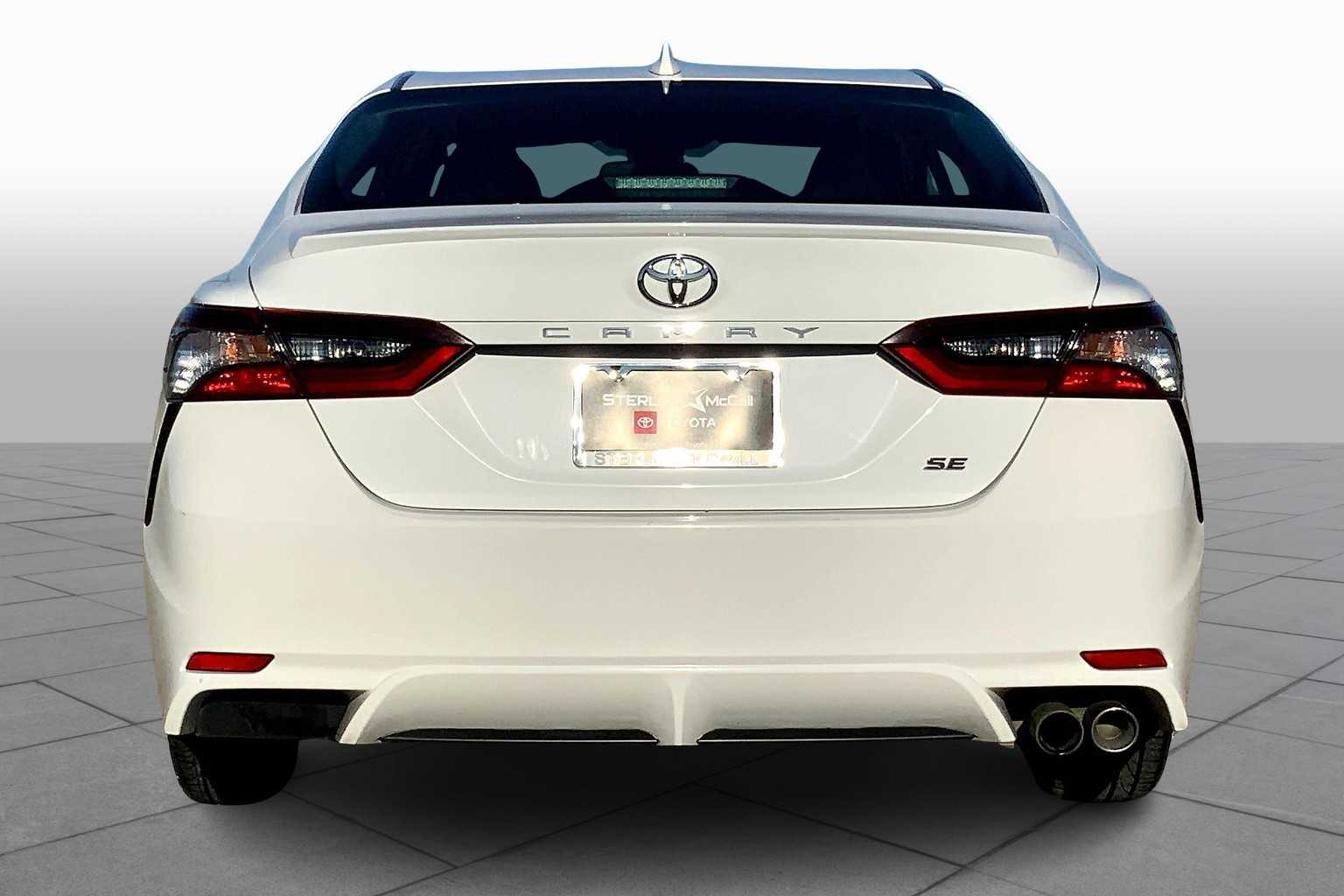 2022 Toyota Camry SE White at Group 1 Toyota Southwest