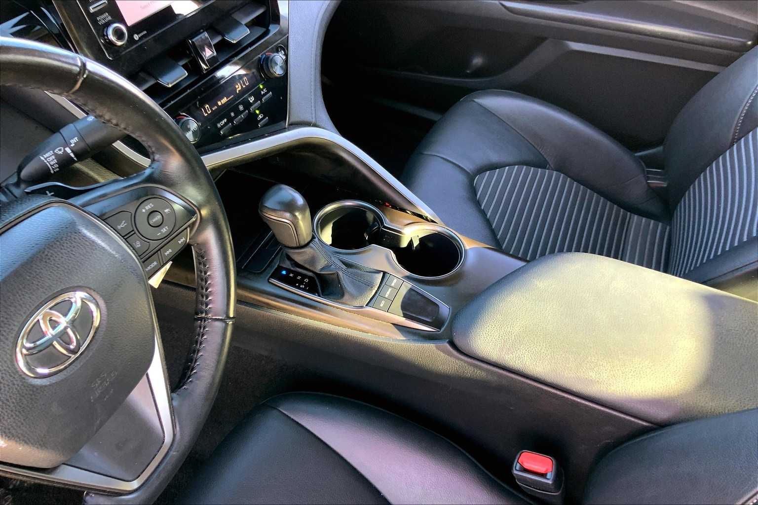2022 Toyota Camry SE White at Group 1 Toyota Southwest
