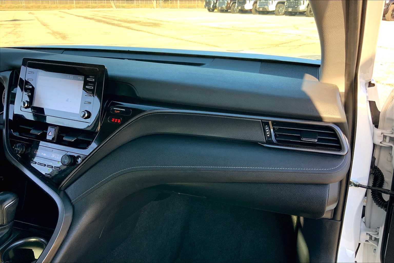 2022 Toyota Camry SE White at Group 1 Toyota Southwest