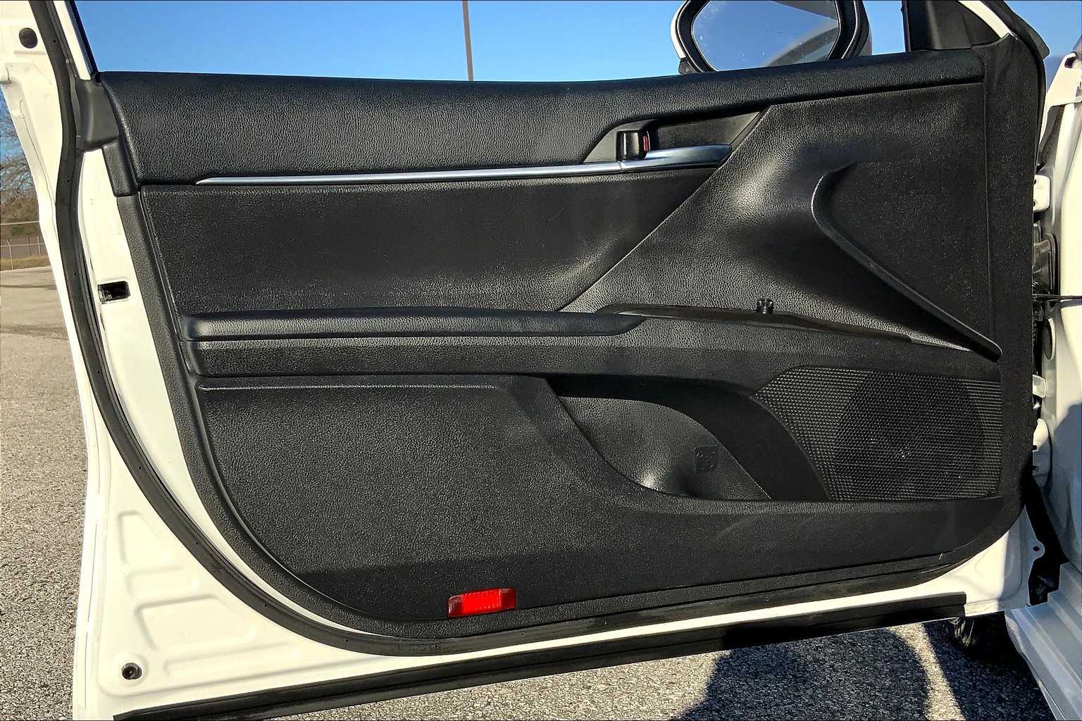 2022 Toyota Camry SE White at Group 1 Toyota Southwest
