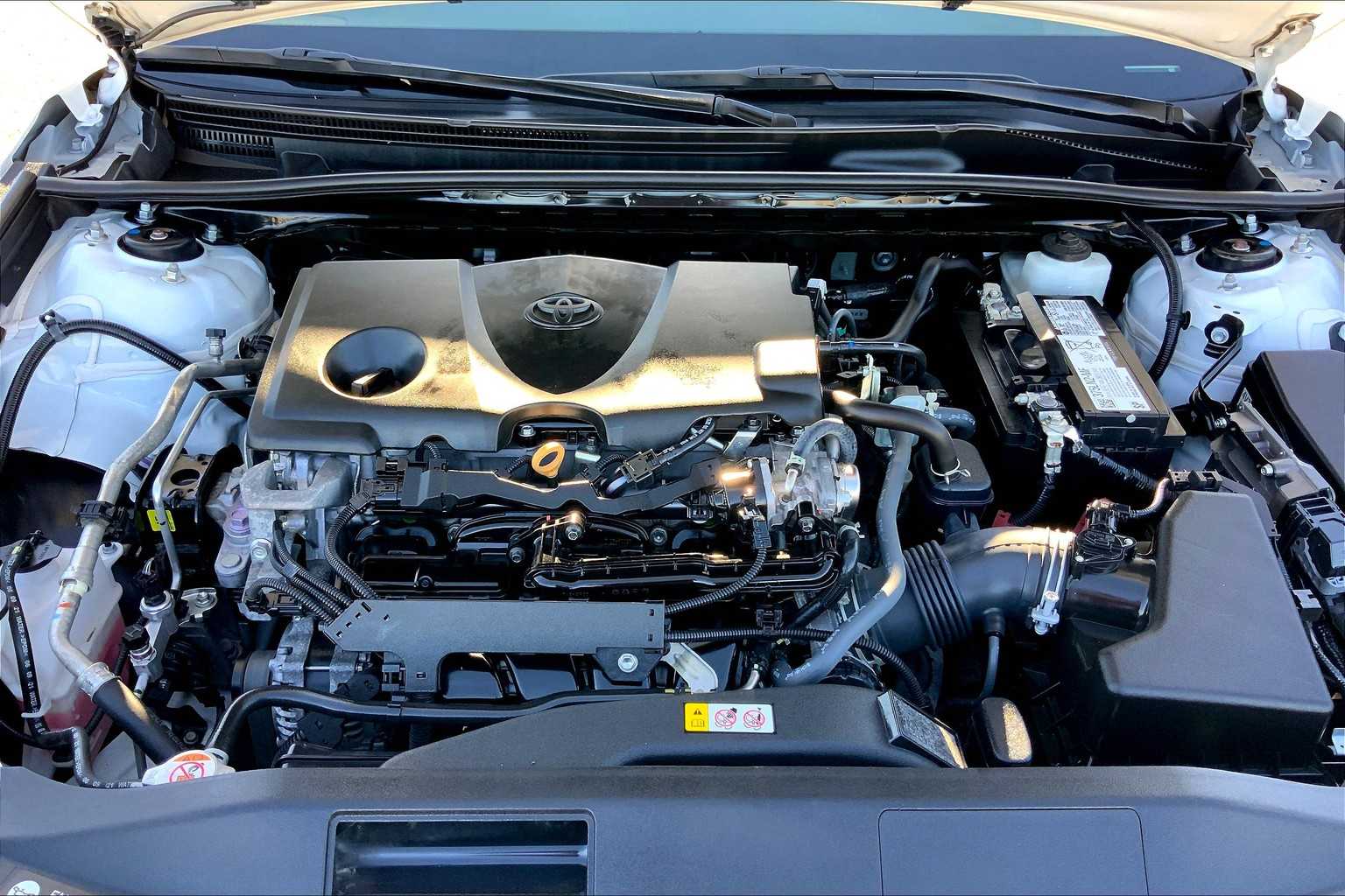 2022 Toyota Camry SE White at Group 1 Toyota Southwest