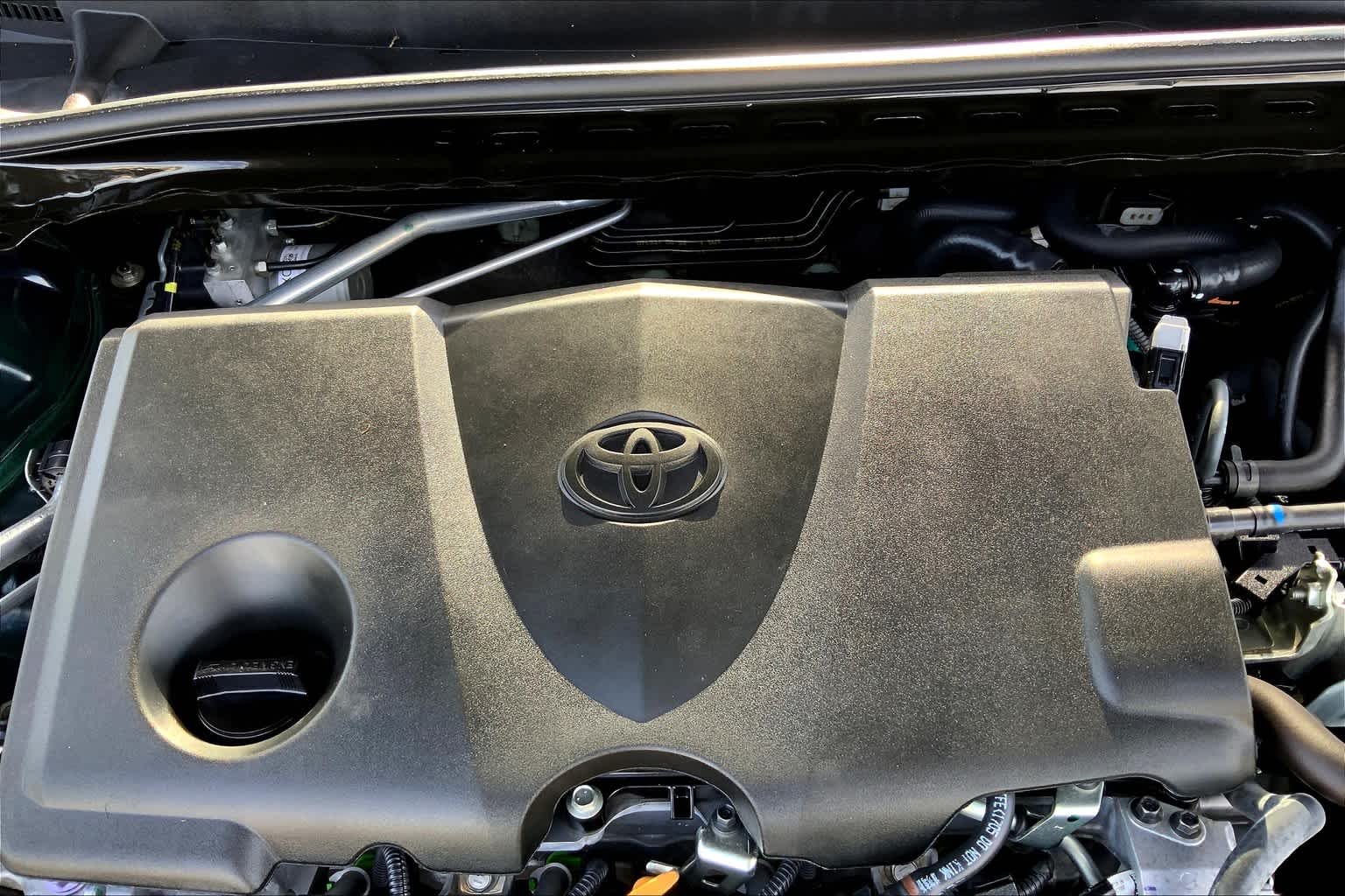 2021 Toyota Camry SE Galactic Aqua Mica at Group 1 Toyota Southwest