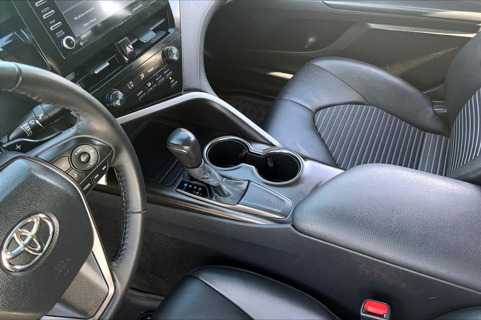 2021 Toyota Camry SE Galactic Aqua Mica at Group 1 Toyota Southwest