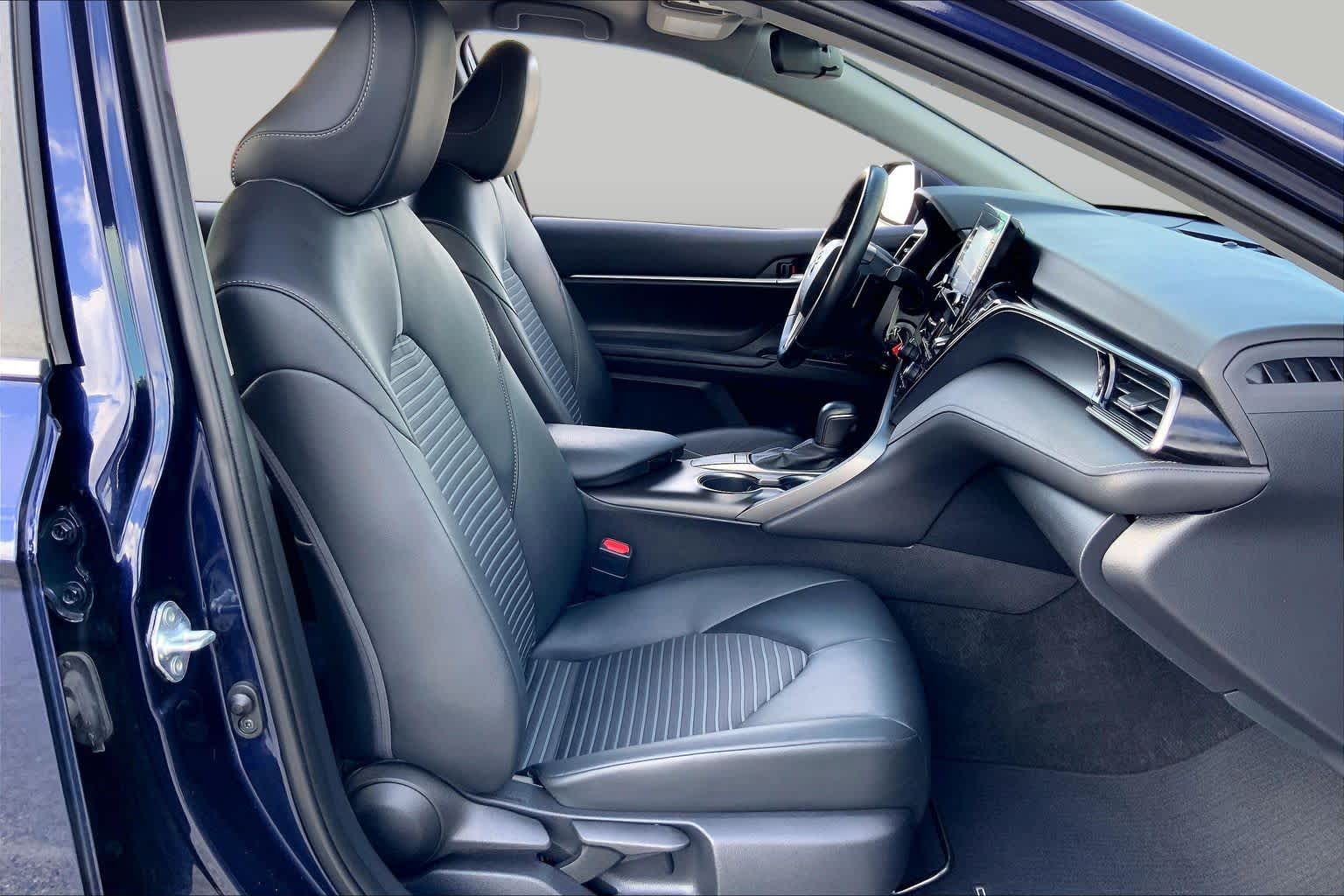 2022 Toyota Camry SE Blueprint at HGreg Houston
