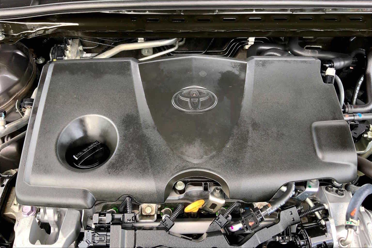 2023 Toyota Camry SE Predawn Gray Mica at Group 1 Toyota Southwest
