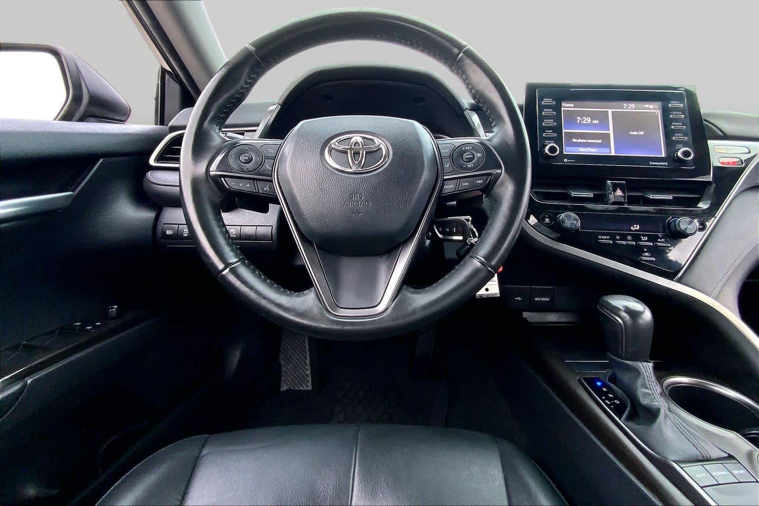 2023 Toyota Camry photo 6 of 33