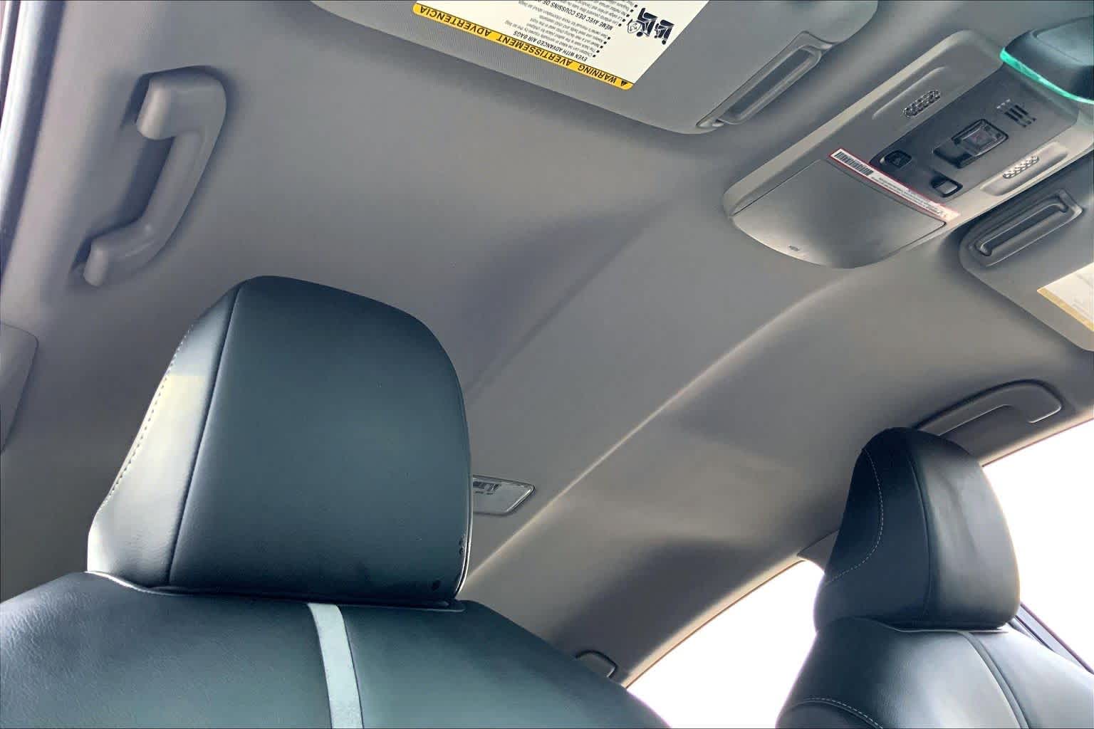 2023 Toyota Camry photo 14 of 33