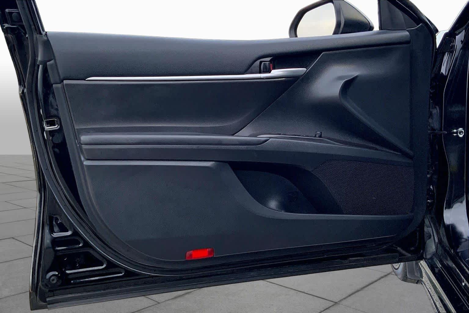 2023 Toyota Camry photo 21 of 33