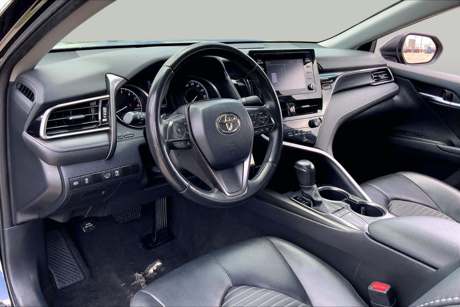 2024 Toyota Camry SE Midnight Black Metallic at HGreg Houston