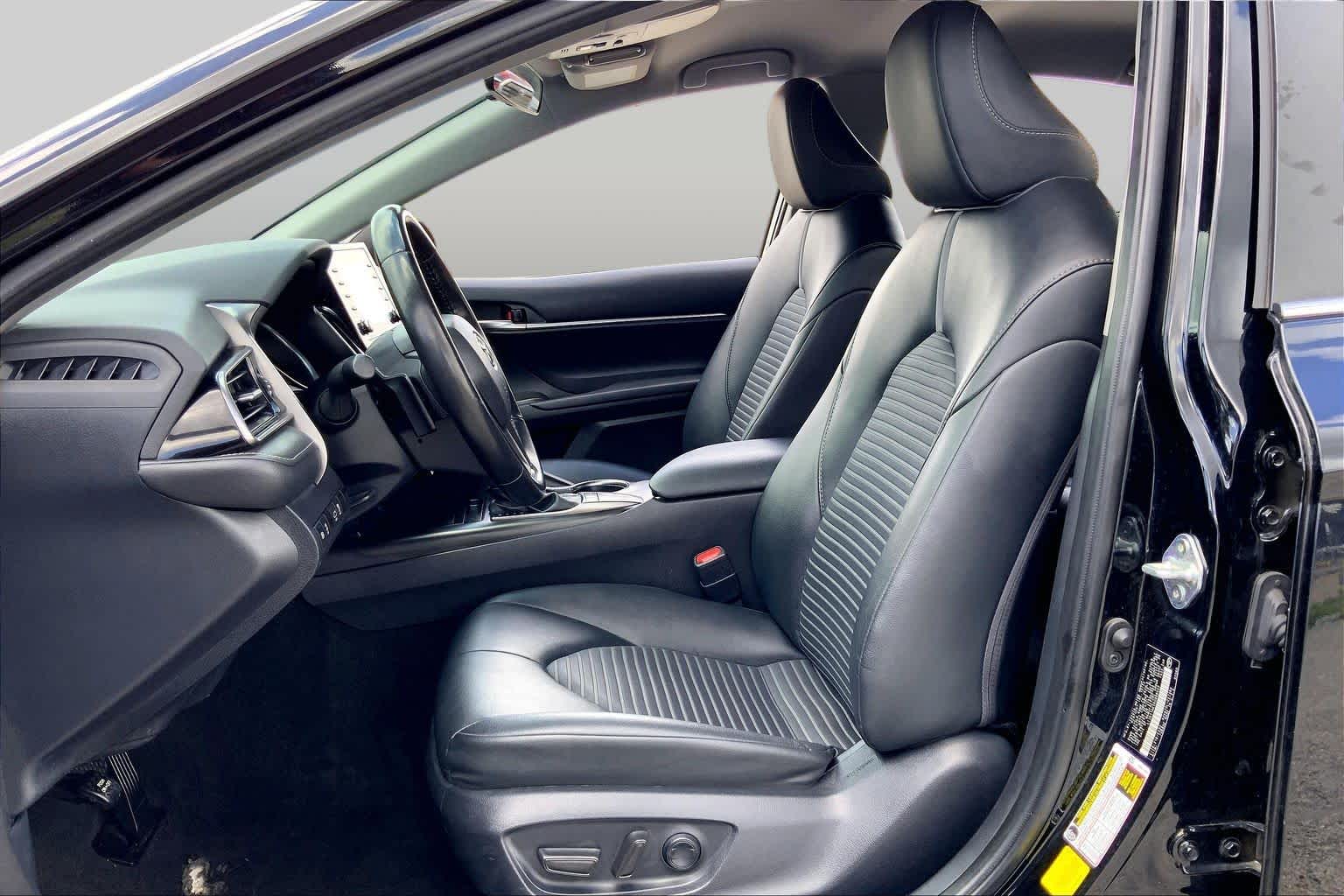 2024 Toyota Camry SE Midnight Black Metallic at HGreg Houston