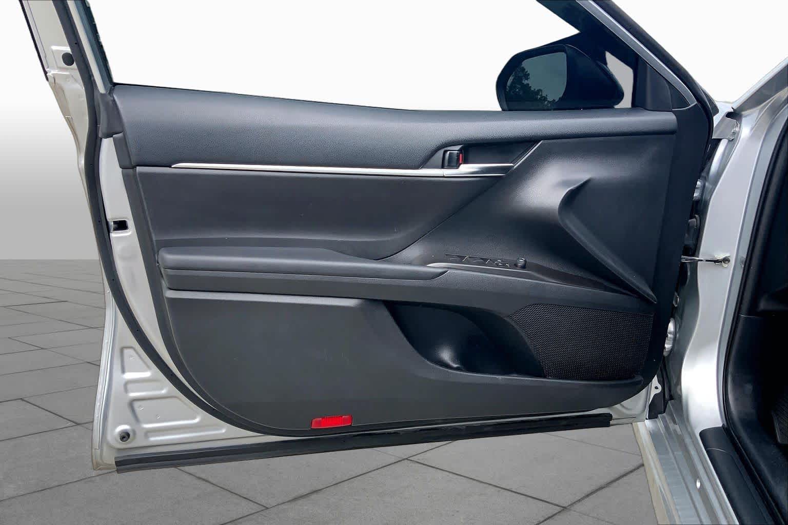 2022 Toyota Camry SE Celestial Silver Metallic at Group 1 Toyota Southwest