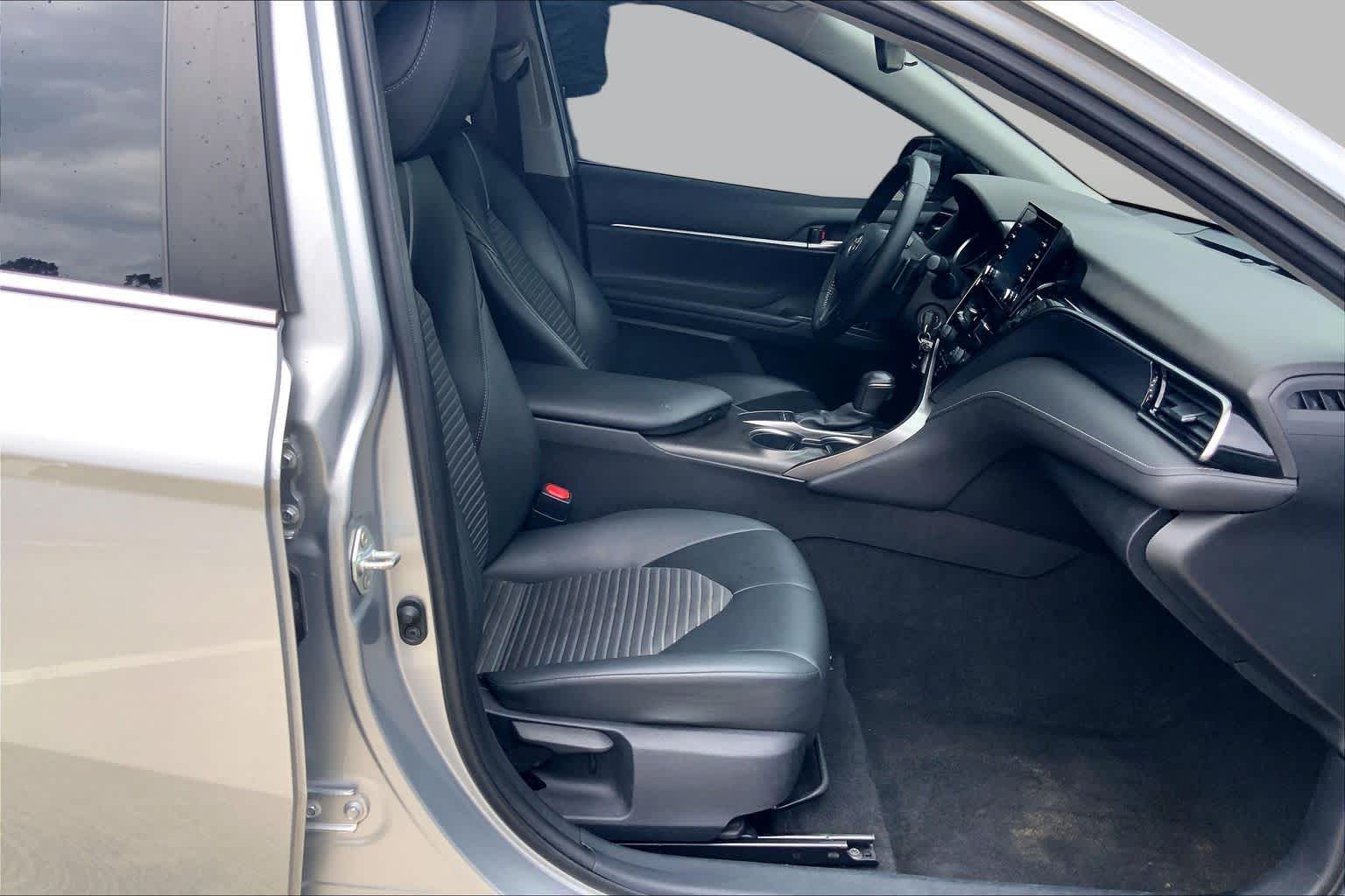 2022 Toyota Camry SE Celestial Silver Metallic at Group 1 Toyota Southwest