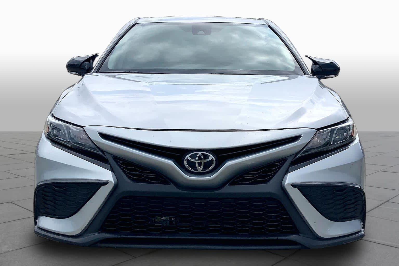 2022 Toyota Camry SE Celestial Silver Metallic at Group 1 Toyota Southwest